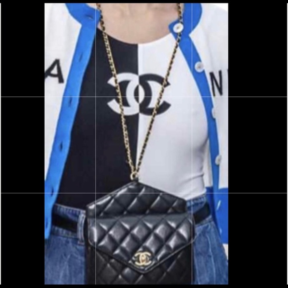 CHANEL calfskin waist body bag with gold chain - Picture 8 of 9